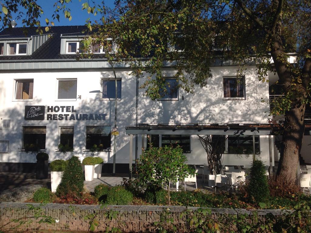 Hotel Und Apartment Garni Eurode Live แฮร์โซเกนราธ ภายนอก รูปภาพ