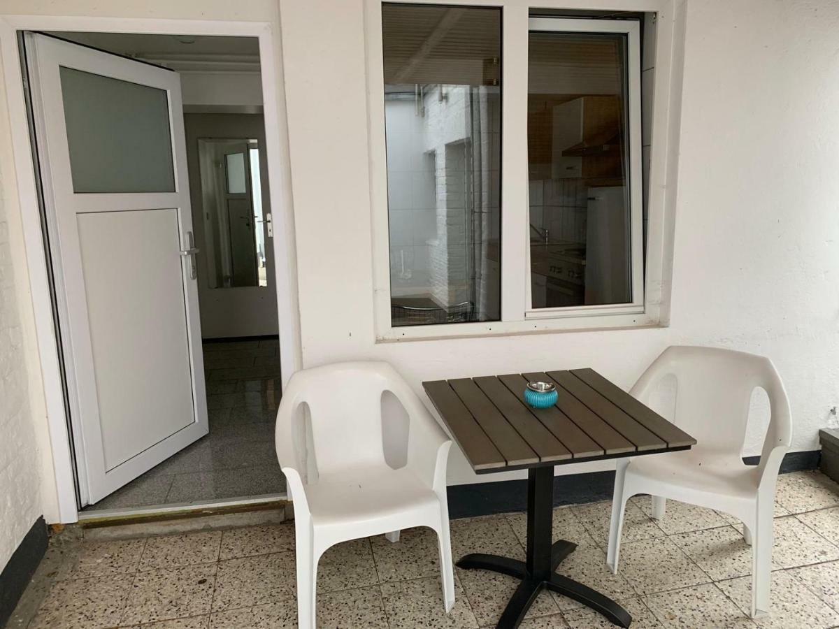 Hotel Und Apartment Garni Eurode Live แฮร์โซเกนราธ ภายนอก รูปภาพ